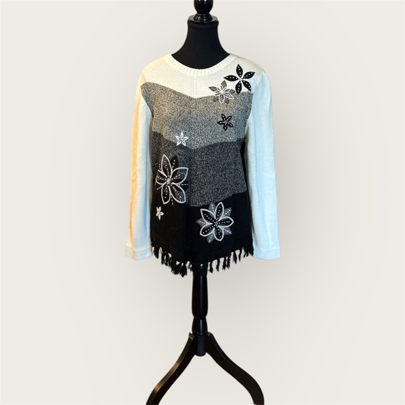 Alfred Dunner Sweaters - Alfred Dunner Black and Cream Floral Sweater